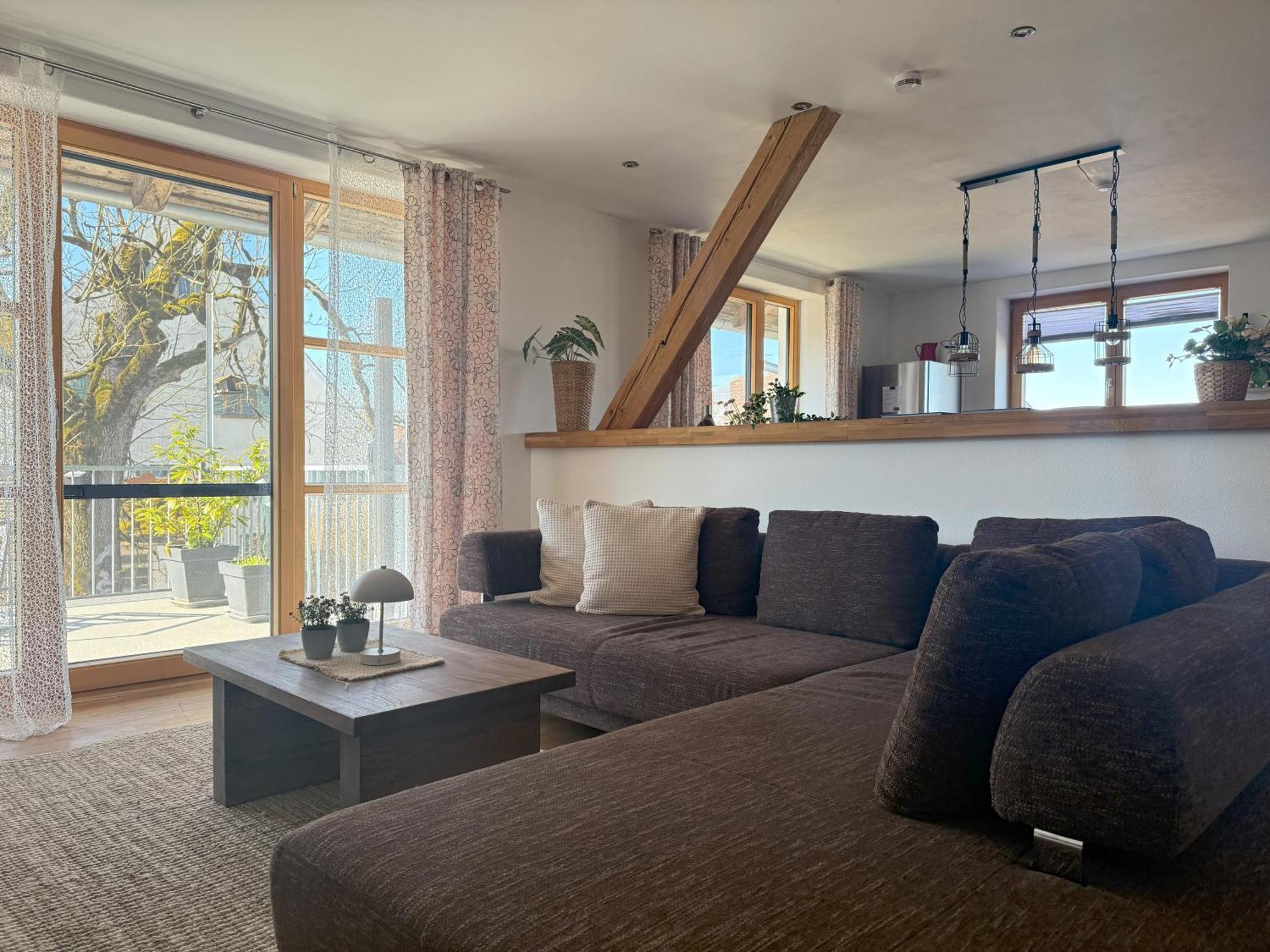 Fe Wo Brunnen - 120 Qm - Ruhige Lage - Viel Natur- Komfortabel - Grosser Balkon Und Garten Memmingen Zewnętrze zdjęcie