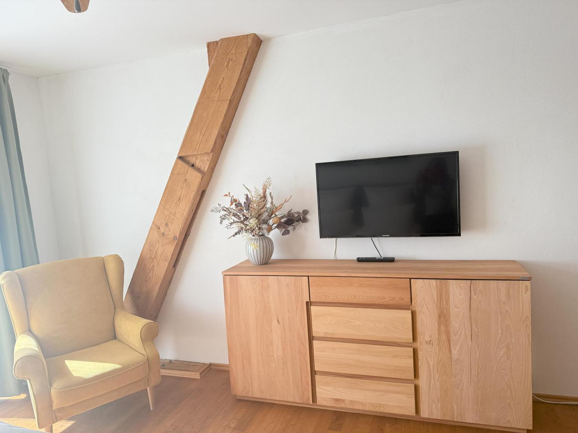 Fe Wo Brunnen - 120 Qm - Ruhige Lage - Viel Natur- Komfortabel - Grosser Balkon Und Garten Memmingen Zewnętrze zdjęcie