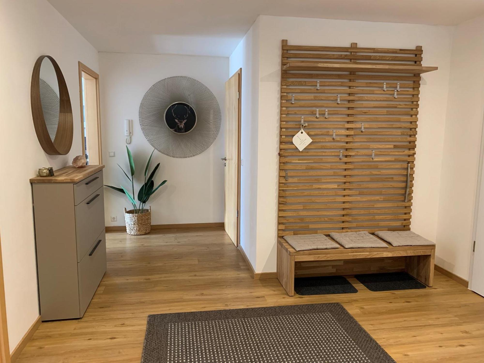 Fe Wo Brunnen - 120 Qm - Ruhige Lage - Viel Natur- Komfortabel - Grosser Balkon Und Garten Memmingen Zewnętrze zdjęcie
